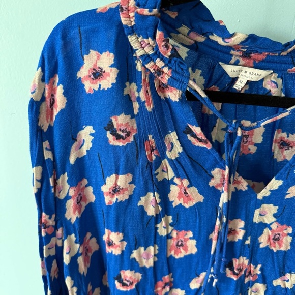 Lucky Brand Boho Blue Floral Blouse Size X-Large Long Sleeve Cold Shoulder - Picture 4 of 7